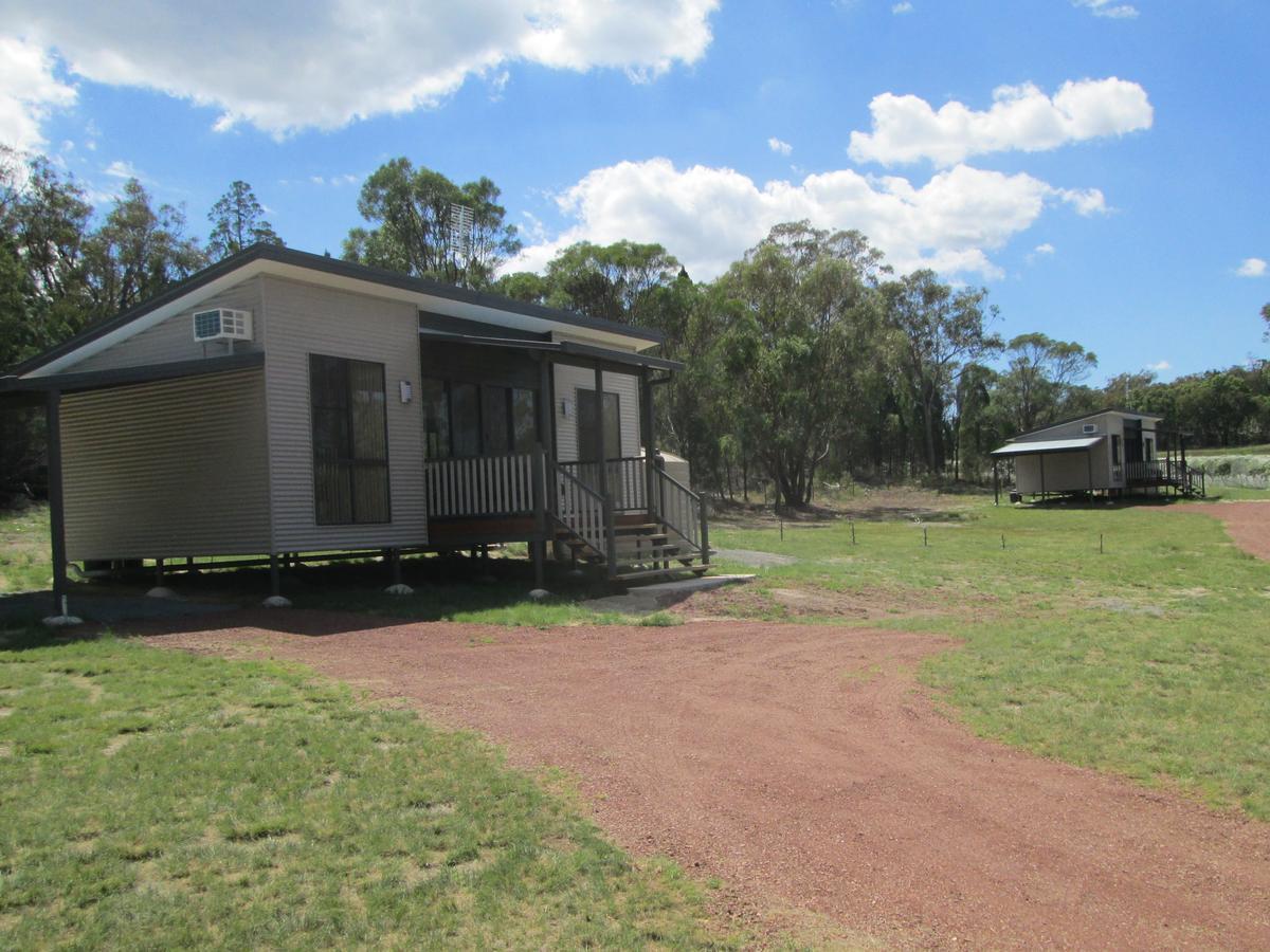 Just Red Wines Cabins Ballandean Exterior photo